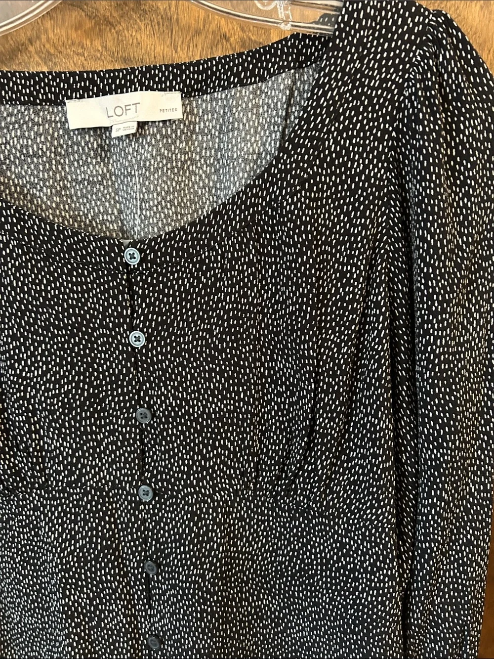 NWT LOFT Black and White Dotted Button-Front Blouse SP